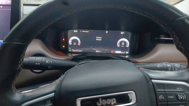 https://images10.gaadi.com/usedgaadi-sellcar/UsedCar/e53184b3a/df04280d-d64c-4920-9b96-dd1807764479.jpg?imwidth=6402