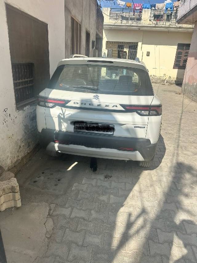 https://images10.gaadi.com/usedgaadi-sellcar/UsedCar/e5319d31a/625b31a7-8999-46d8-a379-bcd5ab6244e2.jpeg?imwidth=6402