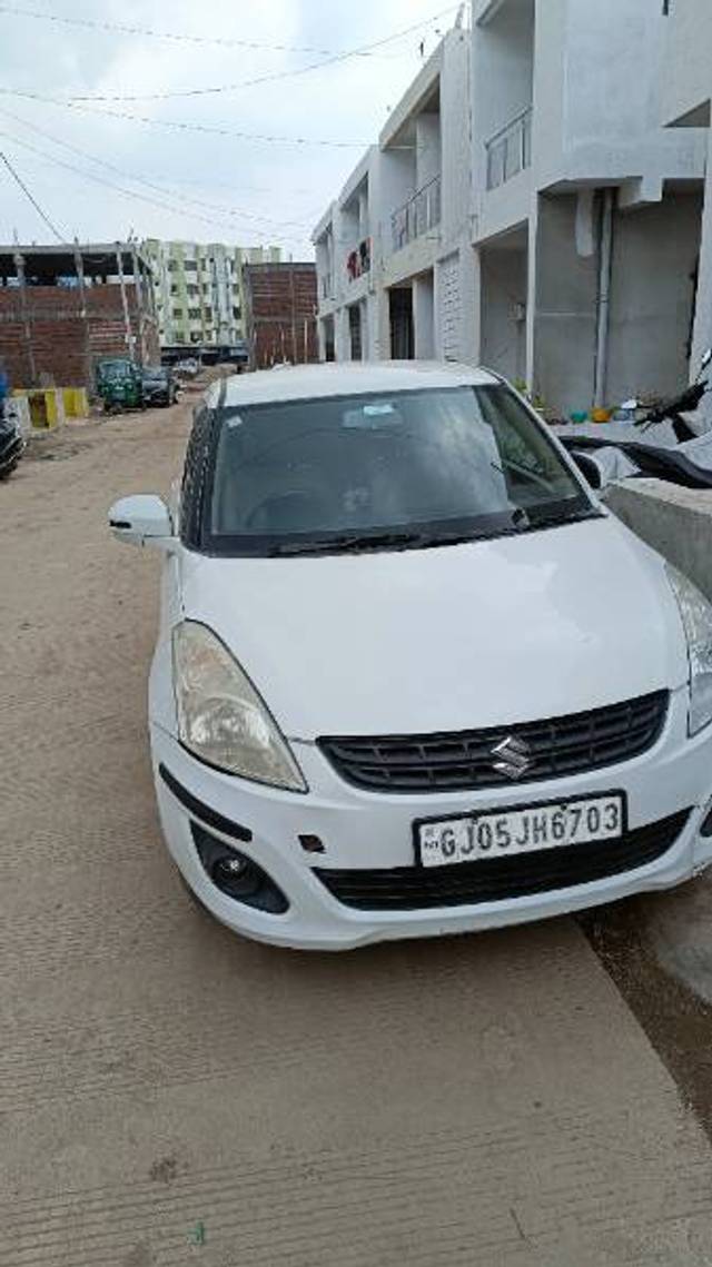 https://images10.gaadi.com/usedgaadi-sellcar/UsedCar/e531a76da/22bb1159-e6f8-460b-a70f-fc928f38c4e9.jpg?imwidth=6400