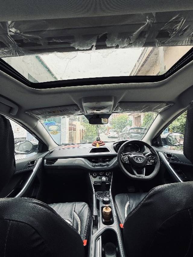 https://images10.gaadi.com/usedgaadi-sellcar/UsedCar/e531aaf2a/925c5aae-47a2-4b7c-b840-aba69eb6ba33.jpeg?imwidth=6402