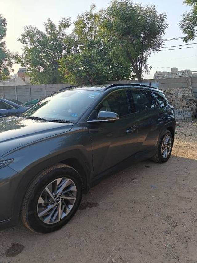 https://images10.gaadi.com/usedgaadi-sellcar/UsedCar/e531bf98a/b4515d6d-c571-444c-b58e-f6f19ead2815.jpg?imwidth=6400