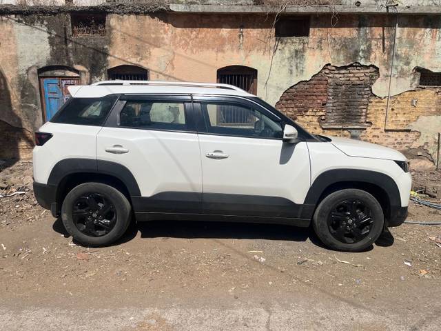 https://images10.gaadi.com/usedgaadi-sellcar/UsedCar/e531e7aaa/3d709b07-66ec-4e23-b560-d1504c386d49.jpeg?imwidth=6401