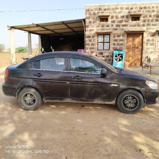 https://images10.gaadi.com/usedgaadi-sellcar/UsedCar/e53247d2a/1a3d8176-7381-4b8b-a6b7-313bbd946a1d.jpg?imwidth=6401
