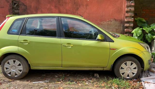 https://images10.gaadi.com/usedgaadi-sellcar/UsedCar/e533418ca/7ff184a0-ebf0-414d-bd92-8870ae1a0feb.jpeg?imwidth=6400