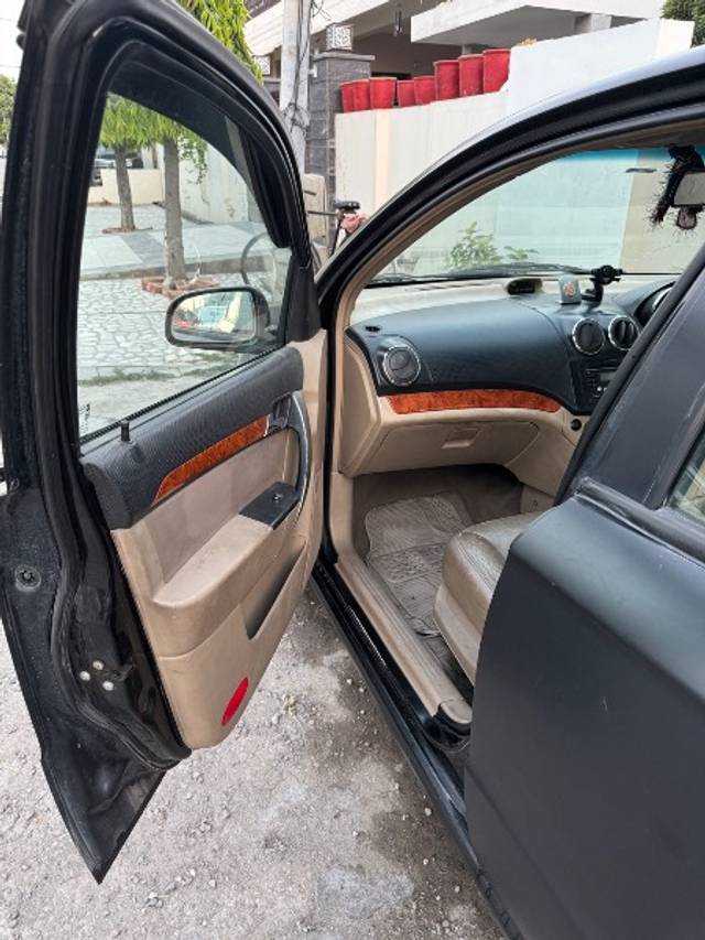 https://images10.gaadi.com/usedgaadi-sellcar/UsedCar/e533fc3aa/7a2d2866-fd61-4bbd-86d3-f1e95a35fcb3.jpeg?imwidth=6402