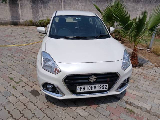 https://images10.gaadi.com/usedgaadi-sellcar/UsedCar/e5343974a/57b62c16-053d-43b2-aaff-4b53999c9a17.jpg?imwidth=6401