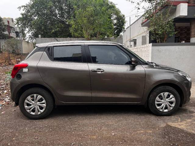 https://images10.gaadi.com/usedgaadi-sellcar/UsedCar/e5345f20a/e4a12c1b-313e-46f4-8733-79ac77f0e020.jpg?imwidth=6401