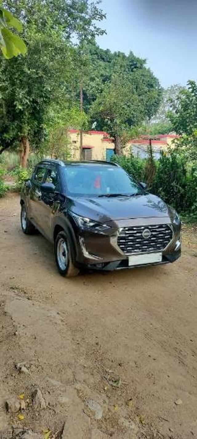 https://images10.gaadi.com/usedgaadi-sellcar/UsedCar/e535386da/ccdea5f7-9ac2-4ed4-a32c-985e54cc8297.jpg?imwidth=6400
