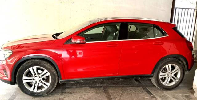 https://images10.gaadi.com/usedgaadi-sellcar/UsedCar/e5353fada/aa053fc4-1bae-436c-9281-c7949f074221.jpg?imwidth=6401