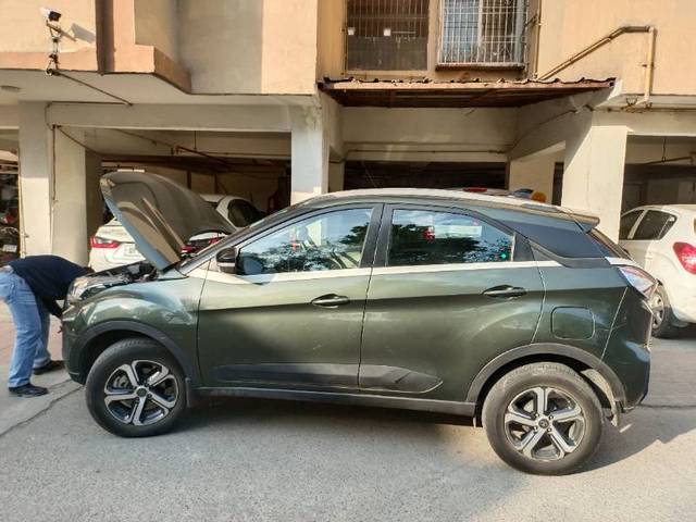 https://images10.gaadi.com/usedgaadi-sellcar/UsedCar/e5356ca7a/4bdf8aac-a15d-459b-8546-502dff4d5e1d.jpg?imwidth=6402