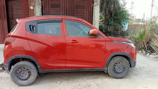 https://images10.gaadi.com/usedgaadi-sellcar/UsedCar/e535a55ca/e35b6ce6-fab6-44fa-8acf-2b01f63e6923.jpg?imwidth=6400