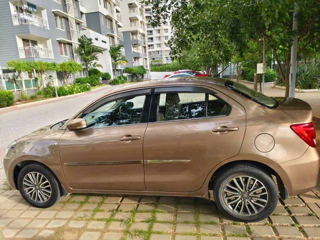 https://images10.gaadi.com/usedgaadi-sellcar/UsedCar/e535bb2ba/3f495efe-96ad-42e3-8c92-060f5e5ffd4e.jpg?imwidth=6400