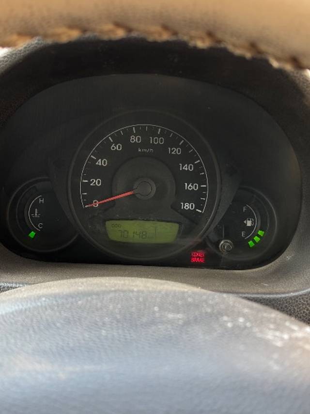 https://images10.gaadi.com/usedgaadi-sellcar/UsedCar/e5361ad5a/c7c86f8d-9285-4f1b-888c-d81cbedfc1fd.jpeg?imwidth=6402