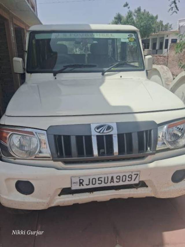 https://images10.gaadi.com/usedgaadi-sellcar/UsedCar/e5366a9da/ce1ce418-c4be-4118-b229-daf24e7a352e.jpg?imwidth=6400