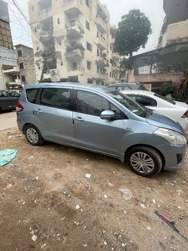 https://images10.gaadi.com/usedgaadi-sellcar/UsedCar/e5367f29a/f3037a31-da99-41aa-8ebd-11e075e2a137.jpeg?imwidth=6400