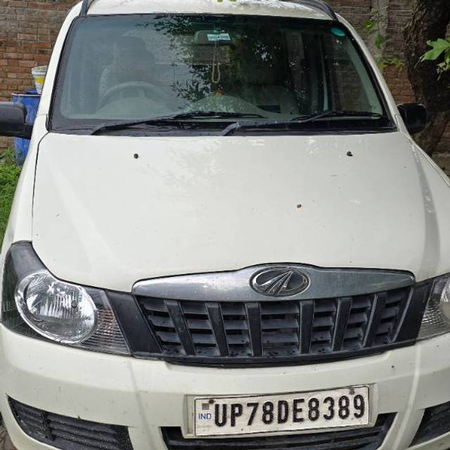 https://images10.gaadi.com/usedgaadi-sellcar/UsedCar/e536a574a/503e11bd-fc0a-47a9-b963-c2c9157299db.jpg?imwidth=6400