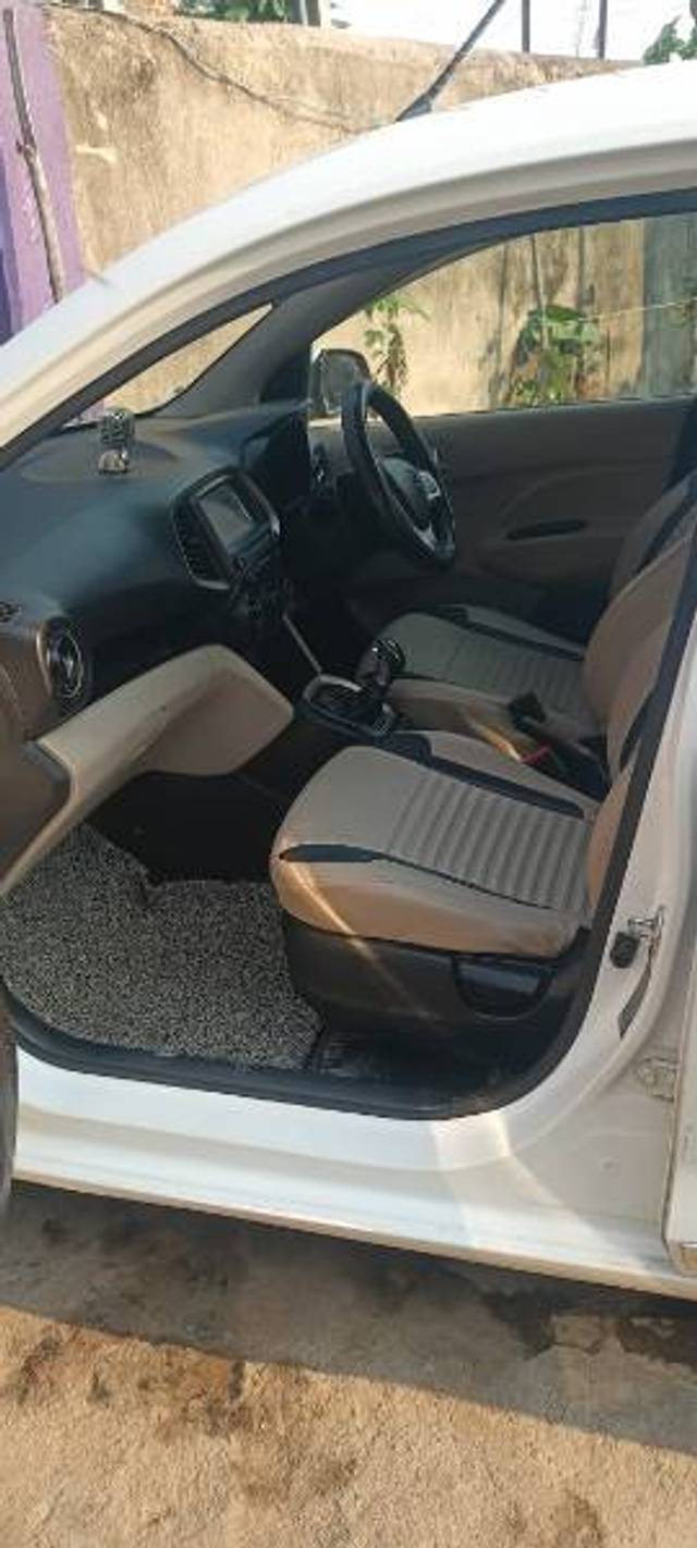 https://images10.gaadi.com/usedgaadi-sellcar/UsedCar/e536dafea/78ccedd4-d741-4c1e-a691-cea8fbbeaf06.jpg?imwidth=6402