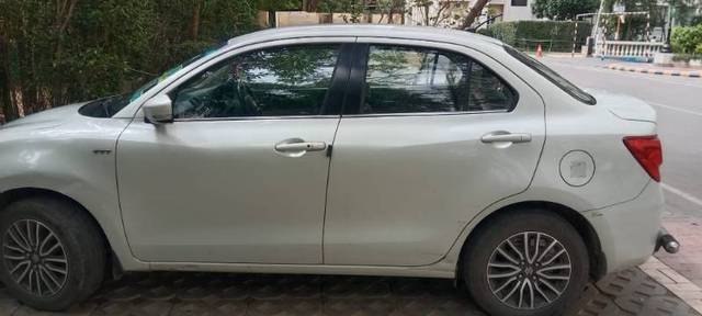 https://images10.gaadi.com/usedgaadi-sellcar/UsedCar/e537af17a/db700fd4-6080-47cc-84b6-5e64e3126eaa.jpg?imwidth=6400