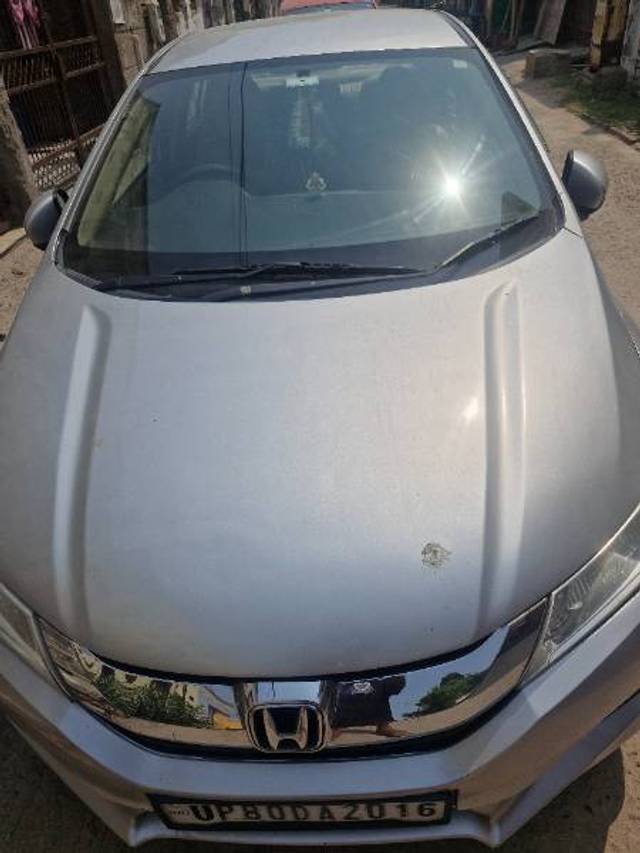 https://images10.gaadi.com/usedgaadi-sellcar/UsedCar/e537d573a/1d6e91b2-ed3e-4c4d-b33c-c4743eb6724a.jpg?imwidth=6400