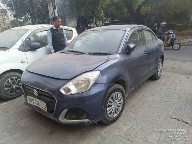 https://images10.gaadi.com/usedgaadi-sellcar/UsedCar/e537e01da/4dfe0a22-6d21-4964-a741-fb20a988f84d.jpg?imwidth=6402