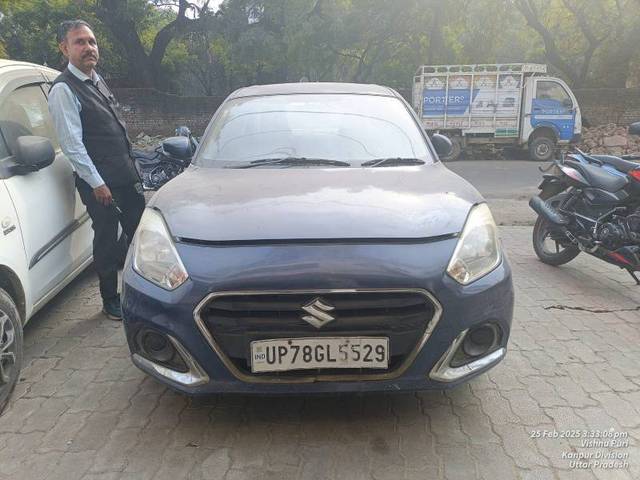https://images10.gaadi.com/usedgaadi-sellcar/UsedCar/e537e01da/578cb3b1-12e8-420d-96c2-7f3636d2ed83.jpg?imwidth=6400