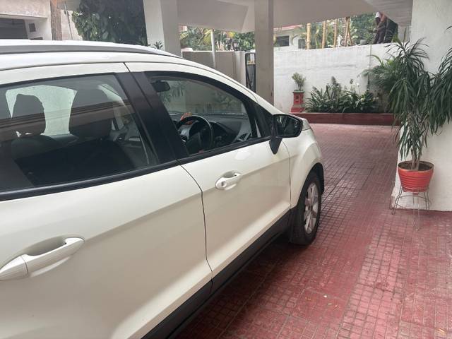 https://images10.gaadi.com/usedgaadi-sellcar/UsedCar/e538b6d2a/66b82cde-99b1-46df-83b4-63ae8a6f0fb7.jpeg?imwidth=6400