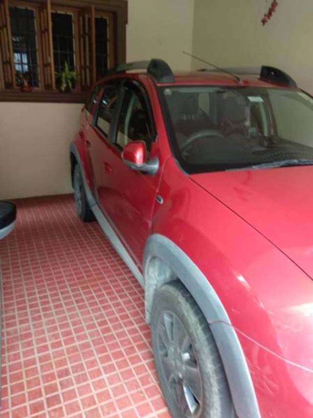 https://images10.gaadi.com/usedgaadi-sellcar/UsedCar/e538c91ea/5c40ee4a-6cbb-4ab1-8771-42ca88ca495d.jpg?imwidth=6400