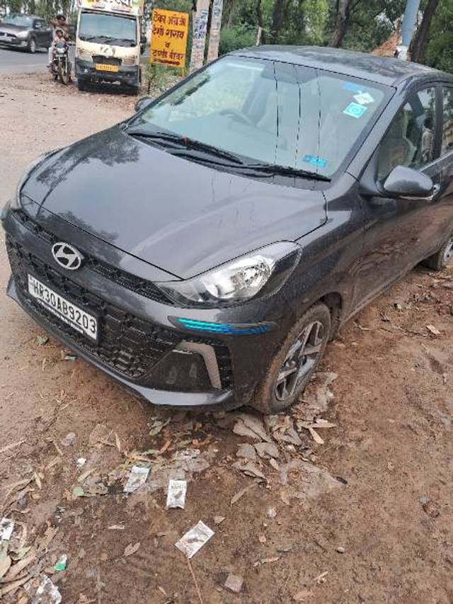 https://images10.gaadi.com/usedgaadi-sellcar/UsedCar/e538f1fba/bc384f9f-97a6-491e-afc2-8a7edac4df03.jpg?imwidth=6400