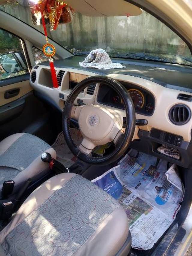 https://images10.gaadi.com/usedgaadi-sellcar/UsedCar/e539302da/b37be16c-c3a0-4126-8d78-a92e3c9d2122.jpg?imwidth=6401