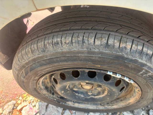 https://images10.gaadi.com/usedgaadi-sellcar/UsedCar/e5394b49a/a903acc7-03ab-46bb-811c-c16f39555250.jpg?imwidth=6401