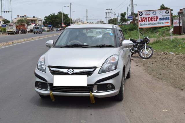 https://images10.gaadi.com/usedgaadi-sellcar/UsedCar/e539abc1a/0afe47ad-0106-46f8-86e2-dd73bf9153c1.JPG?imwidth=6401