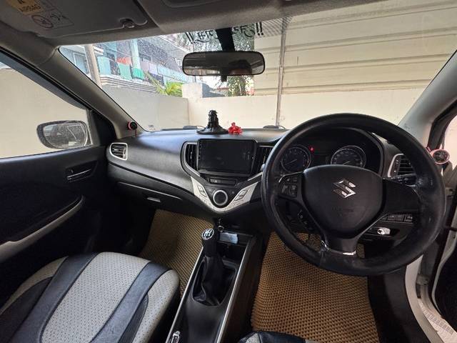 https://images10.gaadi.com/usedgaadi-sellcar/UsedCar/e53a43b7a/1d5100cf-1946-4c3a-93ca-6526de0938a3.jpeg?imwidth=6401