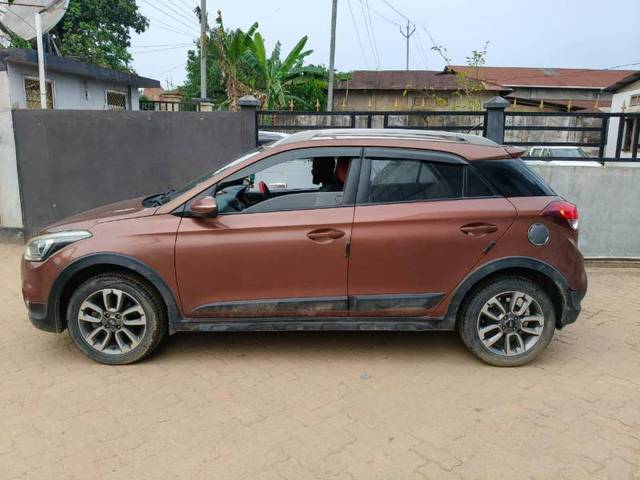 https://images10.gaadi.com/usedgaadi-sellcar/UsedCar/e53a70f0a/925fff48-6013-4862-b7e8-cc6774199350.jpg?imwidth=6402