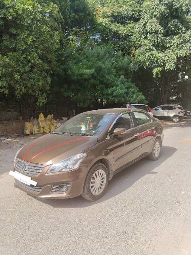https://images10.gaadi.com/usedgaadi-sellcar/UsedCar/e53b143da/b689df85-496c-461a-9d7b-bd5790835f3a.jpg?imwidth=6402