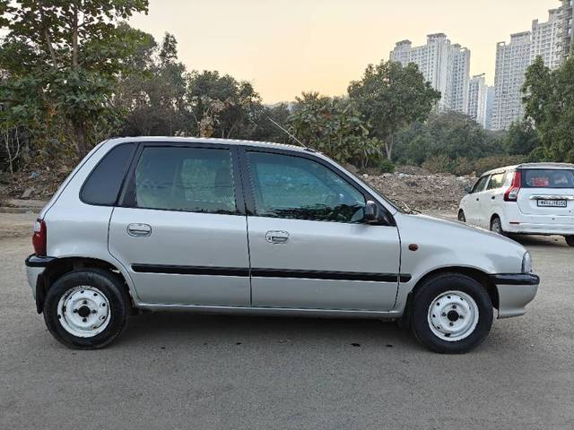 https://images10.gaadi.com/usedgaadi-sellcar/UsedCar/e53b487ca/77cae261-276f-4adf-acf2-7da878a5bdb4.jpg?imwidth=6401