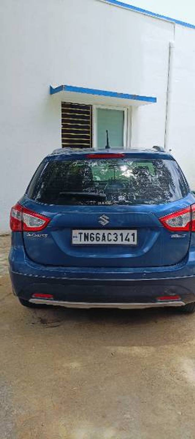https://images10.gaadi.com/usedgaadi-sellcar/UsedCar/e53b5b19a/c924fee7-6b55-46e1-9f85-e719a34456ee.jpg?imwidth=6401