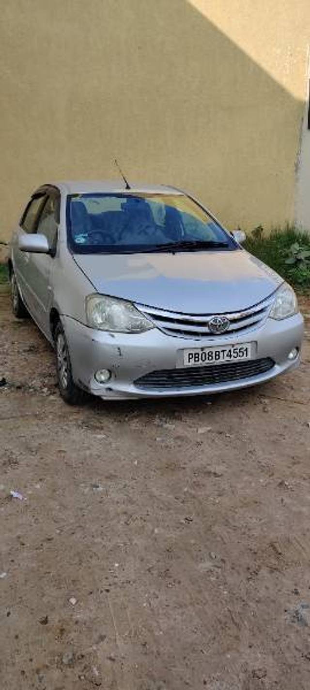 https://images10.gaadi.com/usedgaadi-sellcar/UsedCar/e53b6c7ea/0ee93735-3b9a-4b78-9bf2-ee6717494dde.jpg?imwidth=6400
