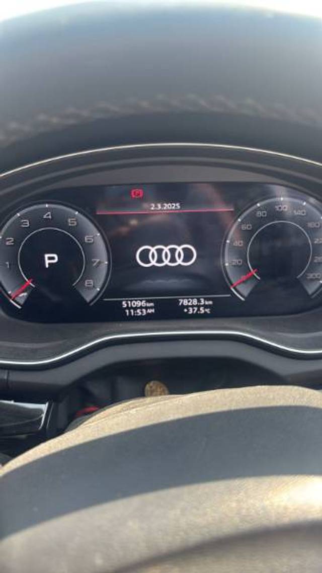 https://images10.gaadi.com/usedgaadi-sellcar/UsedCar/e53ba69aa/90744798-575b-4f45-a448-8a45480e514f.jpeg?imwidth=6401