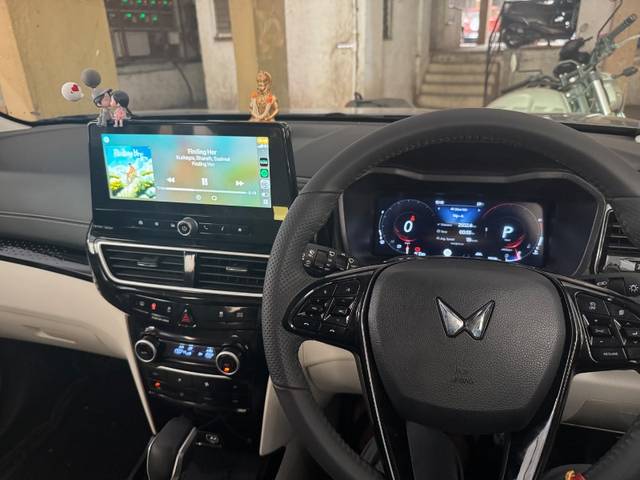 https://images10.gaadi.com/usedgaadi-sellcar/UsedCar/e53bba21a/3b8453a6-f51f-4660-83f5-2c870f7a1d3e.jpeg?imwidth=6401