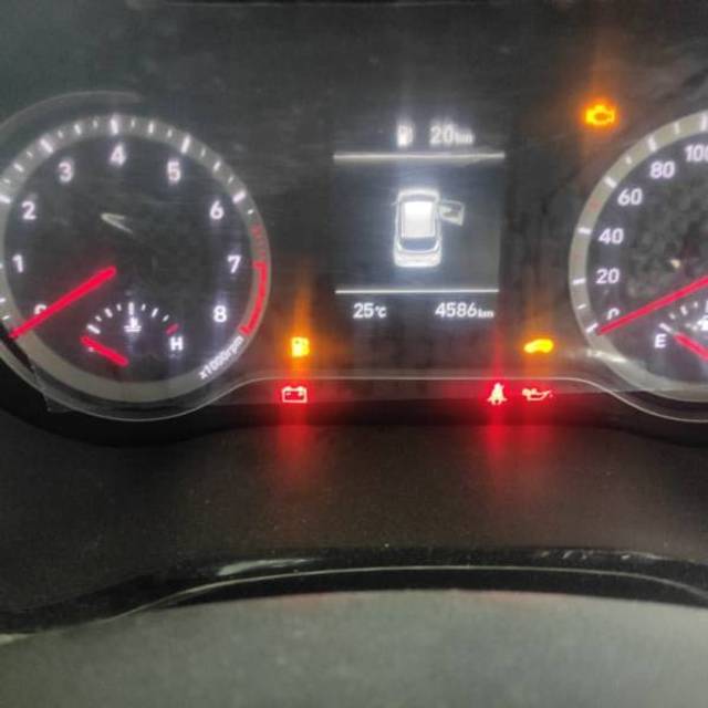 https://images10.gaadi.com/usedgaadi-sellcar/UsedCar/e53bdf87a/a3011e2b-8008-4b69-bda7-322cdc5ba655.jpg?imwidth=6402