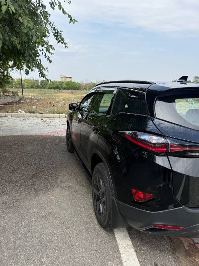 https://images10.gaadi.com/usedgaadi-sellcar/UsedCar/e53c9089a/f8f220fd-e11f-4fd3-bc58-0e9fafb6122b.jpeg?imwidth=6401