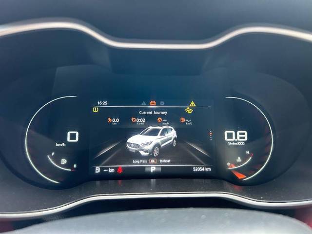 https://images10.gaadi.com/usedgaadi-sellcar/UsedCar/e53cfcfca/901a0766-0403-4b4f-a92f-d0c7f68101c8.jpg?imwidth=6402