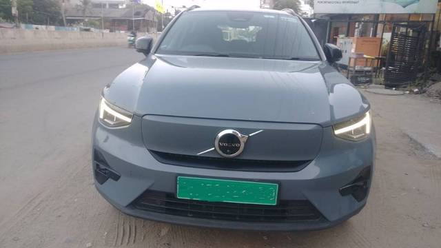 https://images10.gaadi.com/usedgaadi-sellcar/UsedCar/e53d7612a/3de19eb5-2cb9-49d5-bf5a-820bbd3c6c9f.jpeg?imwidth=6400
