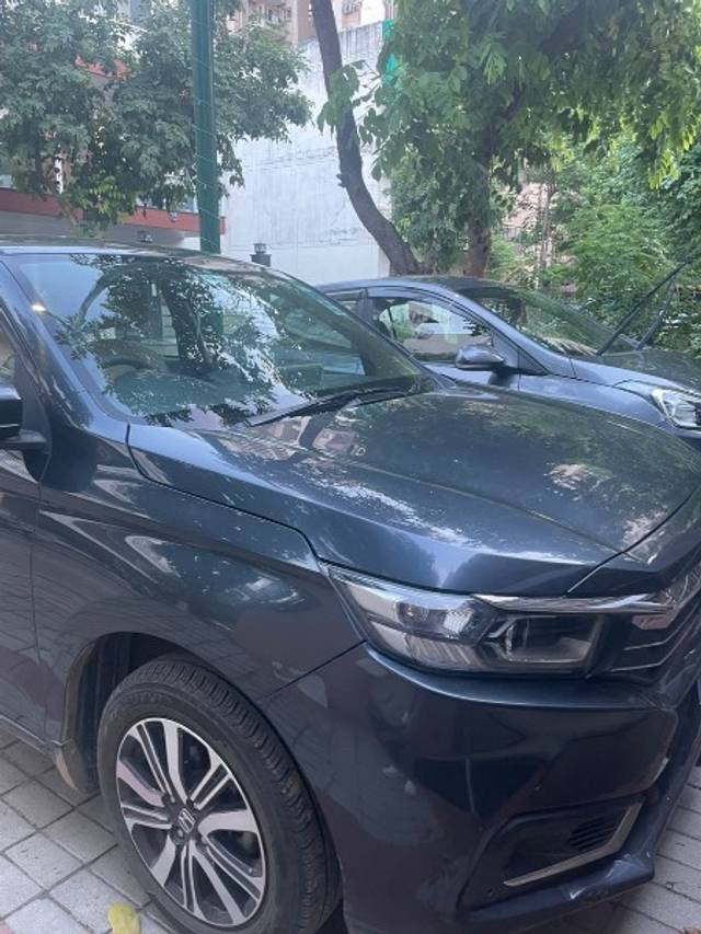 https://images10.gaadi.com/usedgaadi-sellcar/UsedCar/e53dbaa1a/572e1006-da5a-4f31-8392-5705c20c92fb.jpeg?imwidth=6400