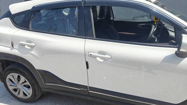 https://images10.gaadi.com/usedgaadi-sellcar/UsedCar/e53e2038a/7c66de9c-2730-4e6d-988f-cdea24bf31e6.jpg?imwidth=6401