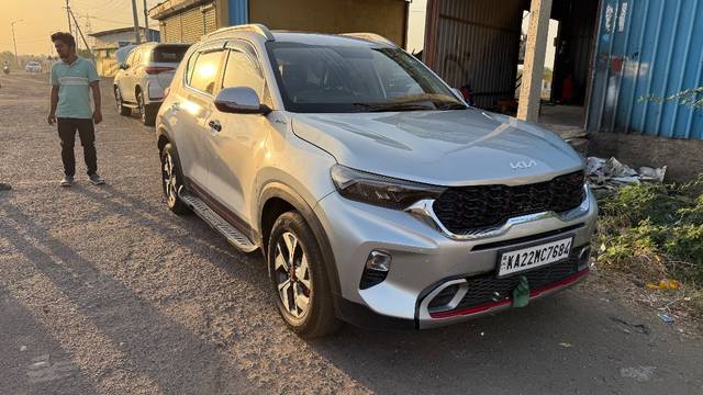 https://images10.gaadi.com/usedgaadi-sellcar/UsedCar/e53eb5b0a/bc829e73-c48c-473a-8e55-d9625614427f.jpeg?imwidth=6400