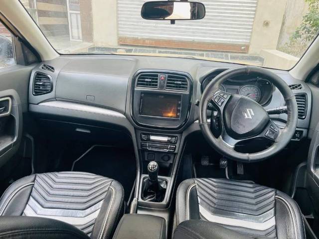 https://images10.gaadi.com/usedgaadi-sellcar/UsedCar/e53ebb35a/02c23857-81dd-4990-a2b0-8fa6f40dccf6.jpg?imwidth=6401