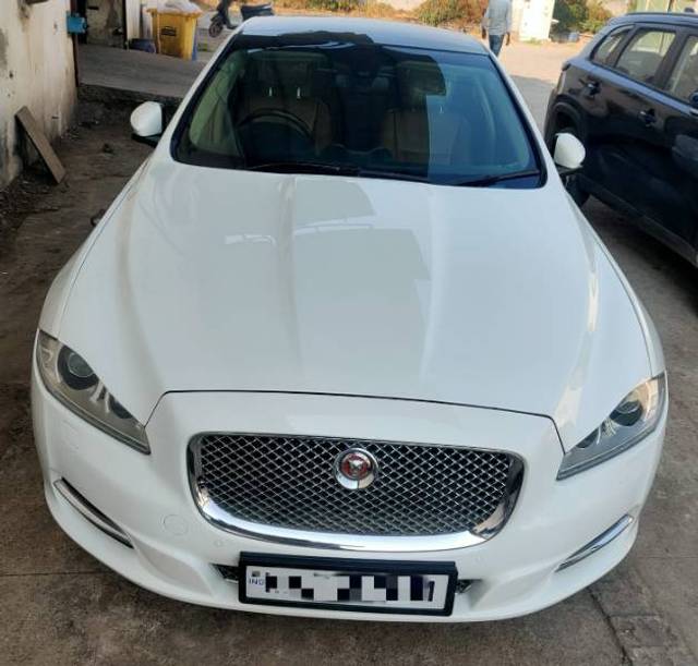 https://images10.gaadi.com/usedgaadi-sellcar/UsedCar/e53ef18fa/35af618a-d48b-4f3e-8ea4-05d7bbbd6a3f.jpg?imwidth=6400