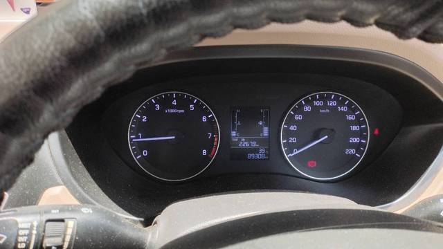 https://images10.gaadi.com/usedgaadi-sellcar/UsedCar/e53f4c4da/c64de8d4-a76e-4e81-8efd-6641a39089c3.jpg?imwidth=6402