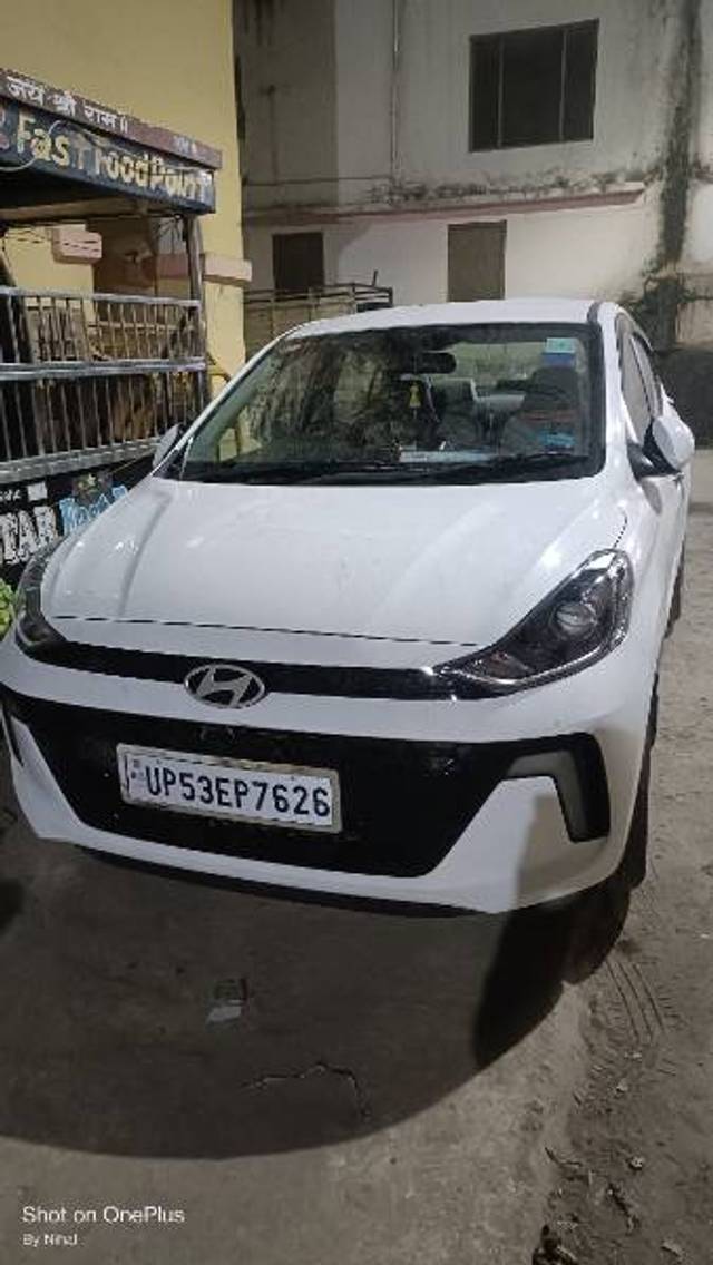 https://images10.gaadi.com/usedgaadi-sellcar/UsedCar/e53fad0ba/d0abc8d4-9aff-4e65-958a-137294521f25.jpg?imwidth=6400